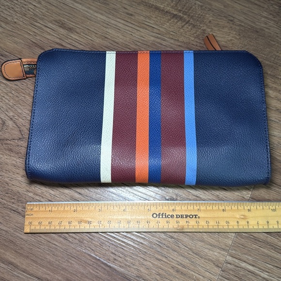 Tory Burch clutch - Picture 4 of 4